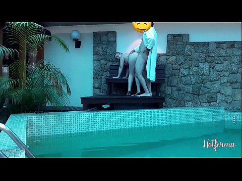 ❤️ Inaanyayahan ni Boss ang kasambahay sa pool, ngunit hindi napigilan ang init Anal video sa amin tl.hqpornvideos.ru ❌️❤