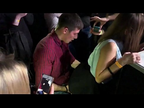 ❤️ Tunay na sex sa isang Russian nightclub. Ang 18-taong-gulang na batang babae na Ruso sa anus at puki ay nakipagkamay sa isang nightclub Anal video sa amin tl.hqpornvideos.ru ❌️❤